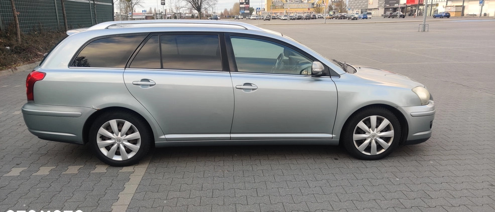 Toyota Avensis cena 11000 przebieg: 277590, rok produkcji 2007 z Szczecin małe 137